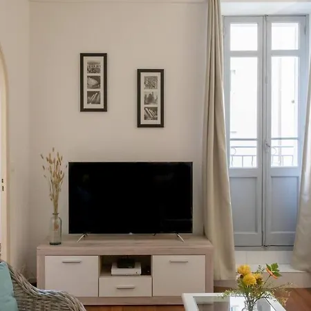 C17 2p Port Palais & Croisette 8mins Walk Balcony *
