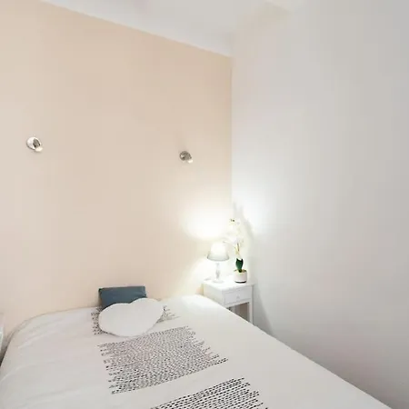 C17 2p Port Palais & Croisette 8mins Walk Balcony