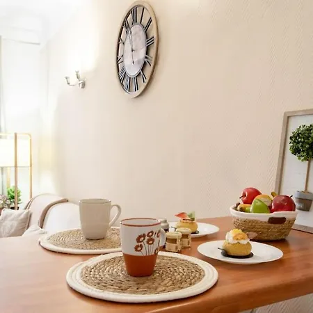 Apartment C17 2p Port Palais & Croisette 8mins Walk Balcony *